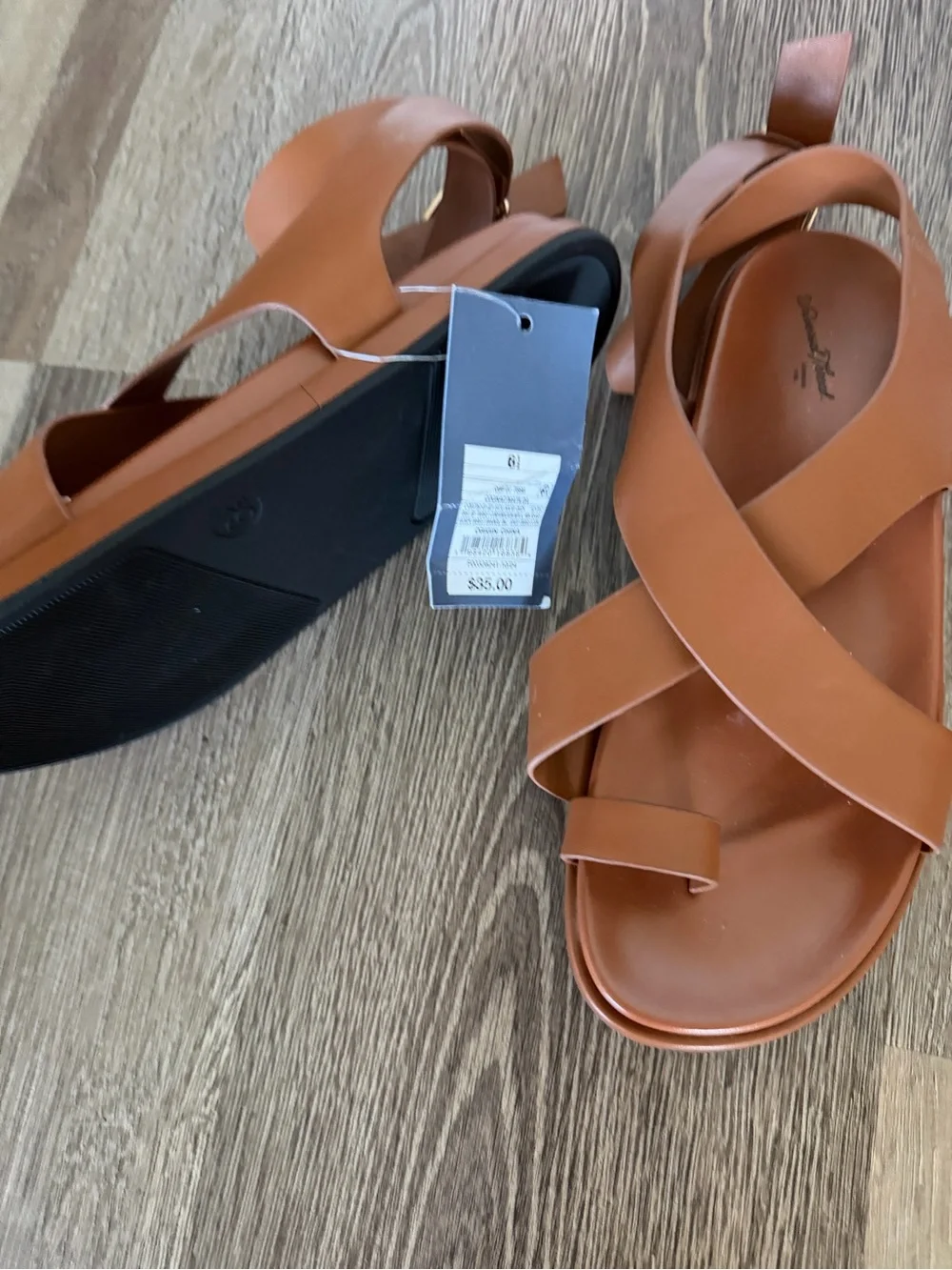 Universal Thread Tan Crisscross Strap Sandals cognac brown